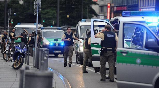 Ισλαμιστές ή νεοναζί οι δράστες της επίθεσης στο Μόναχο;