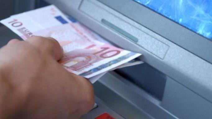 Καταθέσεις: Κατασχέσεις σε 1 εκατ. πολίτες – Ανοίγουν οι λογαριασμοί στις τράπεζες – Στο στόχαστρο και οι θυρίδες