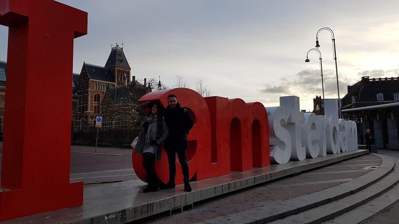 Love and Travel: Ο Πέτρος και η Σοφία ταξιδεύουν στο πανέμορφο Άμστερνταμ