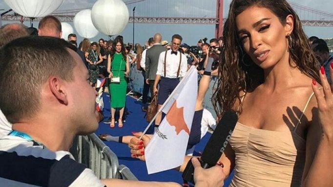 Ελένη Φουρέιρα: Η εκρηκτική εμφάνιση στο… μπλε χαλί της Eurovision (pics)