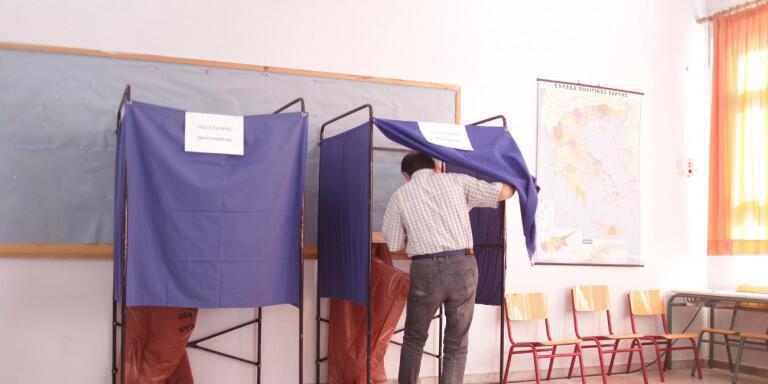 Εκλογές 2019: Ο «χρυσός οδηγός» του ψηφοφόρου – Ωρες, σταυροί, εκλογικά κέντρα και έγγραφα
