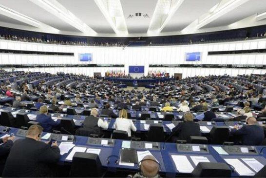 Οι έδρες των κομμάτων στο ευρωπαϊκό κοινοβούλιο με βάση τα exit poll
