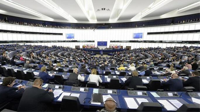 Οι έδρες των κομμάτων στο ευρωπαϊκό κοινοβούλιο με βάση τα exit poll