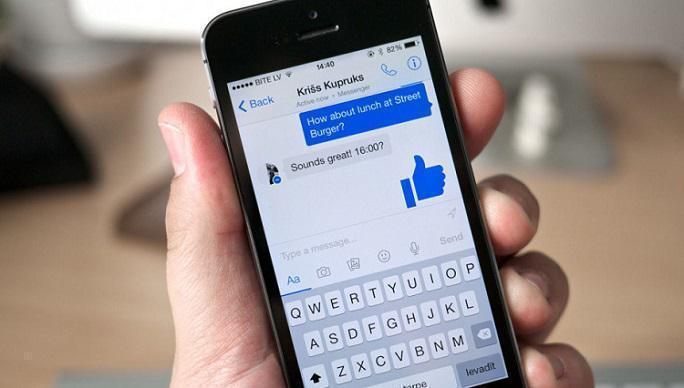 Facebook: «Έπεσε» το Messenger σε web και κινητά τηλέφωνα