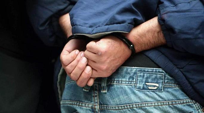 Σύλληψη παίκτη ριάλιτι στη Ρόδο μετά από καταγγελία για βιασμό (Βίντεο)