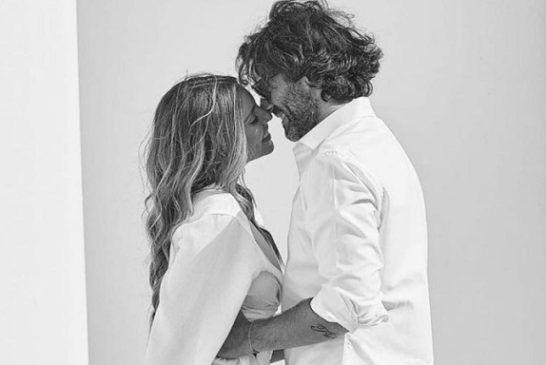 Σε πελάγη ευτυχίας Οικονομάκου-Μιχόπουλος: Το τρυφερό φιλί στο Instagram