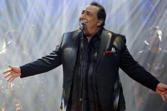 Βασίλης Καρράς: Στο χειρουργείο ο τραγουδιστής λόγω σοβαρού προβλήματος υγείας
